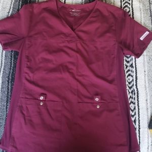 Cherokee scrub top